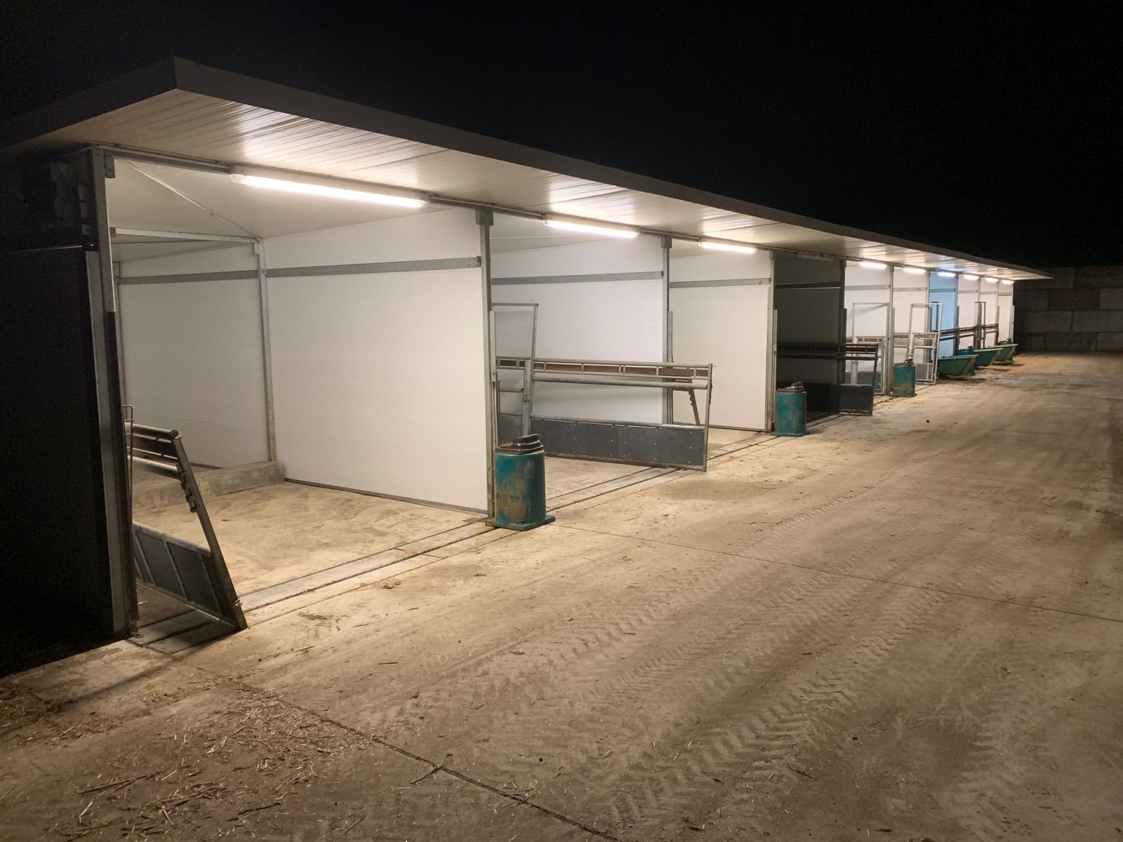 Verholen goot - 200x50x33 - foto's 4